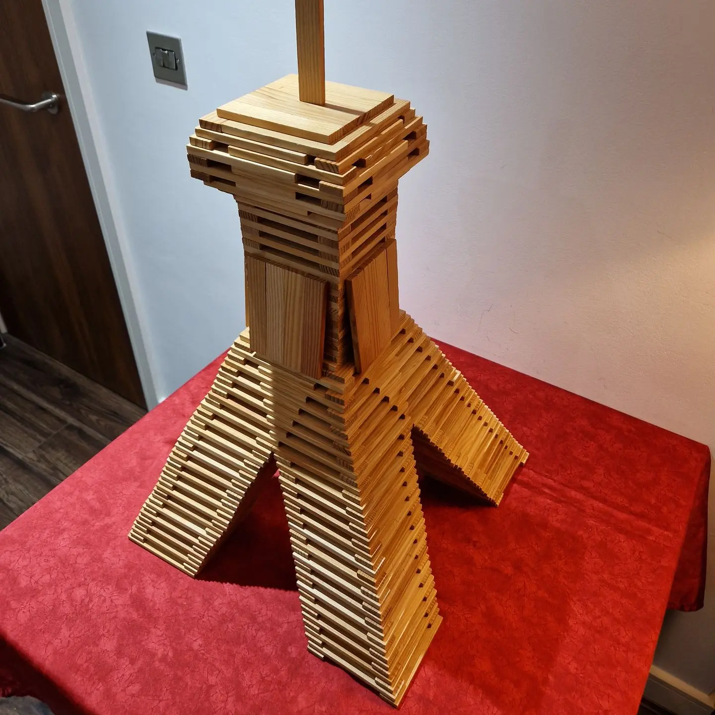 Slim Eiffel Tower wooden replica – minimalist Kapla-style build